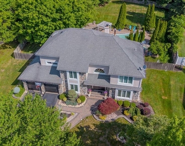 61 Amherst Way - Photo Thumbnail 57
