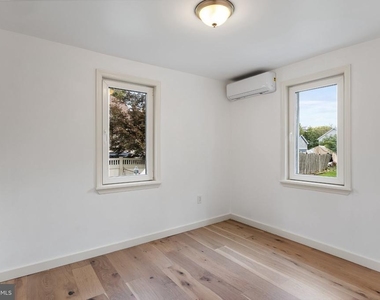 417 Yale Avenue - Photo Thumbnail 14