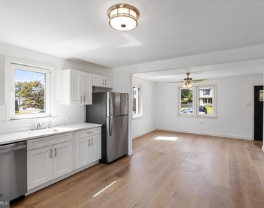 417 Yale Avenue - Photo Thumbnail 10