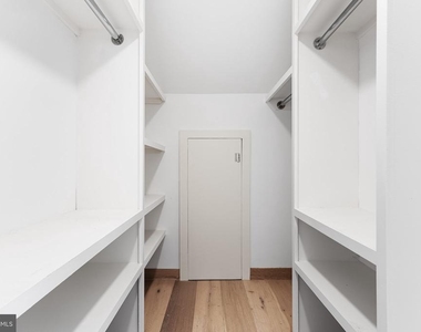 417 Yale Avenue - Photo Thumbnail 17