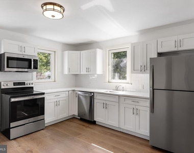 417 Yale Avenue - Photo Thumbnail 7