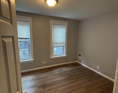 1455 Wildwood Avenue - Photo Thumbnail 9