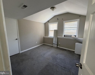 328 Almonesson Road - Photo Thumbnail 4