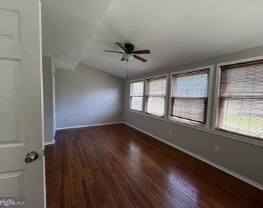 328 Almonesson Road - Photo Thumbnail 2