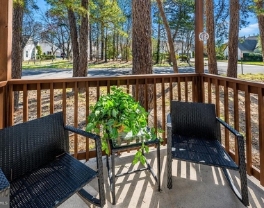 339 Woodlake Drive - Photo Thumbnail 9