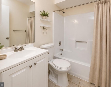 339 Woodlake Drive - Photo Thumbnail 16