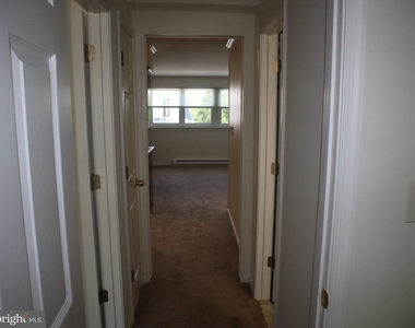 319 Camden Avenue - Photo Thumbnail 7