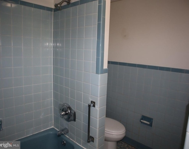 319 Camden Avenue - Photo Thumbnail 11