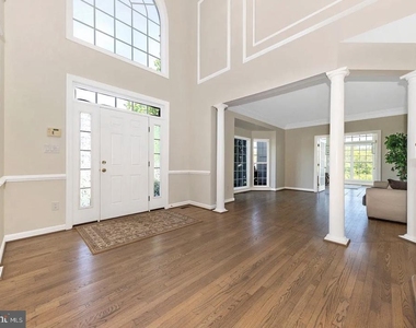 17010 Bivens Lane - Photo Thumbnail 2