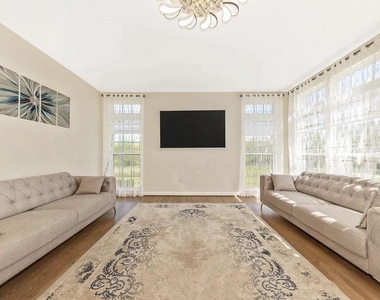17010 Bivens Lane - Photo Thumbnail 12