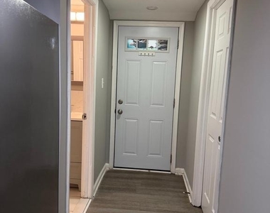 8302 Stanwood Street - Photo Thumbnail 4