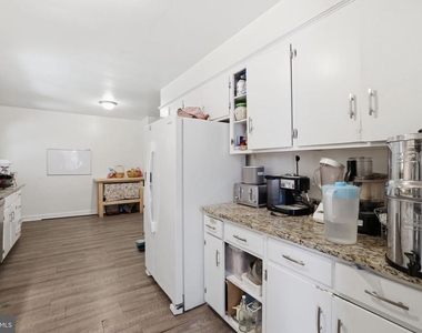 7322 Edmonston Road - Photo Thumbnail 16