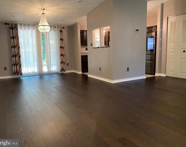 20328 Watkins Meadow Drive - Photo Thumbnail 5