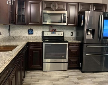 20328 Watkins Meadow Drive - Photo Thumbnail 6