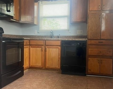7506 New Hampshire Avenue - Photo Thumbnail 23