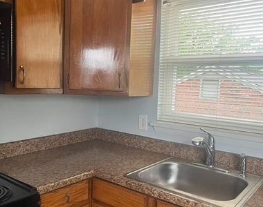7506 New Hampshire Avenue - Photo Thumbnail 25