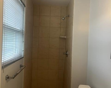 7506 New Hampshire Avenue - Photo Thumbnail 14