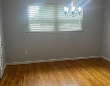 7506 New Hampshire Avenue - Photo Thumbnail 5