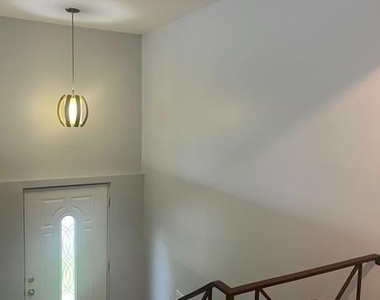 7506 New Hampshire Avenue - Photo Thumbnail 3