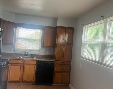 7506 New Hampshire Avenue - Photo Thumbnail 24