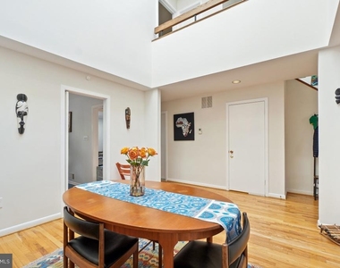 5351 Strathmore Avenue - Photo Thumbnail 7