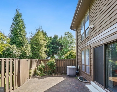 5351 Strathmore Avenue - Photo Thumbnail 25