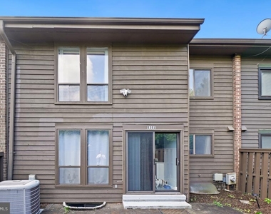 5351 Strathmore Avenue - Photo Thumbnail 24