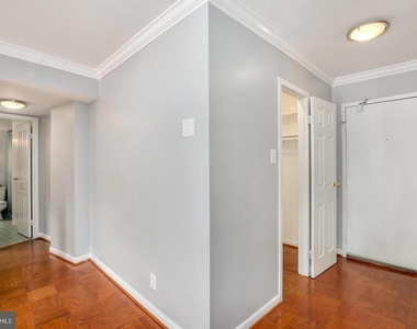 9039 Sligo Creek Parkway - Photo Thumbnail 12