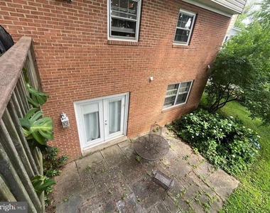 5310 Danbury Road - Photo Thumbnail 8