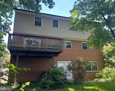 5310 Danbury Road - Photo Thumbnail 2