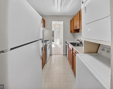 3364 Hewitt Avenue - Photo Thumbnail 9