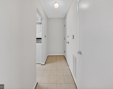 3364 Hewitt Avenue - Photo Thumbnail 14