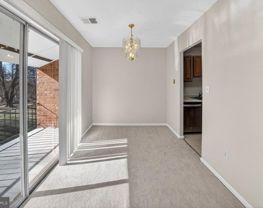3364 Hewitt Avenue - Photo Thumbnail 5