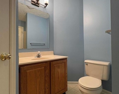 12212 Eagles Nest Court - Photo Thumbnail 41
