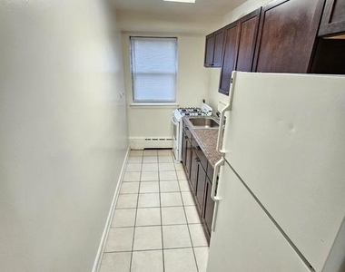 8711 Plymouth Street - Photo Thumbnail 8