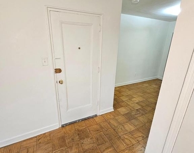 8711 Plymouth Street - Photo Thumbnail 1