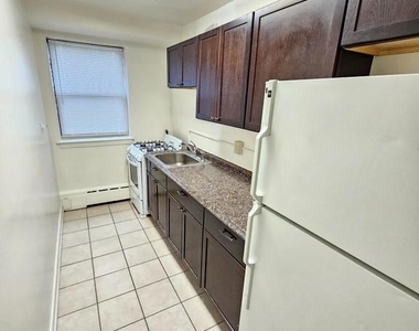 8711 Plymouth Street - Photo Thumbnail 9