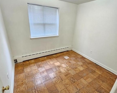 8711 Plymouth Street - Photo Thumbnail 16