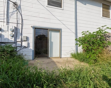 1602 Mill St - Photo Thumbnail 26
