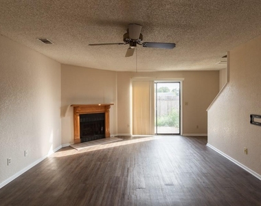 1602 Mill St - Photo Thumbnail 12