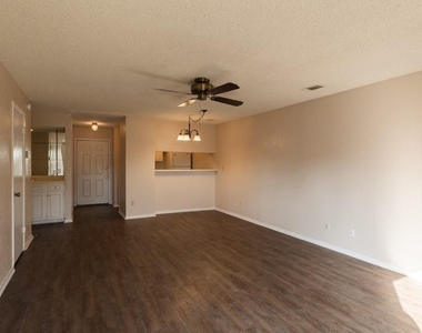 1602 Mill St - Photo Thumbnail 9