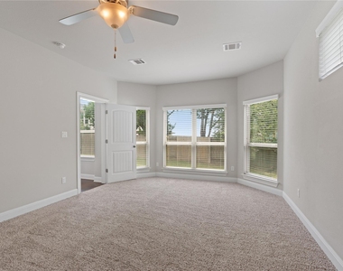 15601 Cabrillo Way - Photo Thumbnail 24