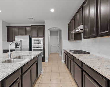 15601 Cabrillo Way - Photo Thumbnail 33