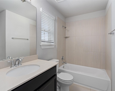 15601 Cabrillo Way - Photo Thumbnail 8