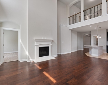 15601 Cabrillo Way - Photo Thumbnail 27