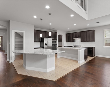 15601 Cabrillo Way - Photo Thumbnail 34