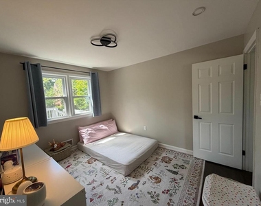 7502 Alfred Drive - Photo Thumbnail 13