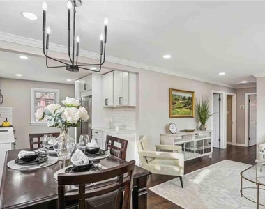 7502 Alfred Drive - Photo Thumbnail 4