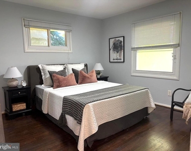 5702 Denfield Road - Photo Thumbnail 12