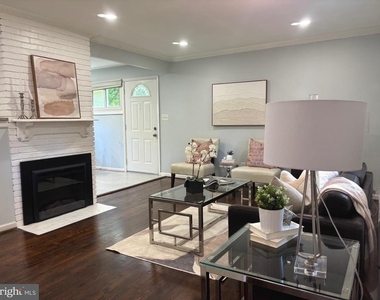 5702 Denfield Road - Photo Thumbnail 6